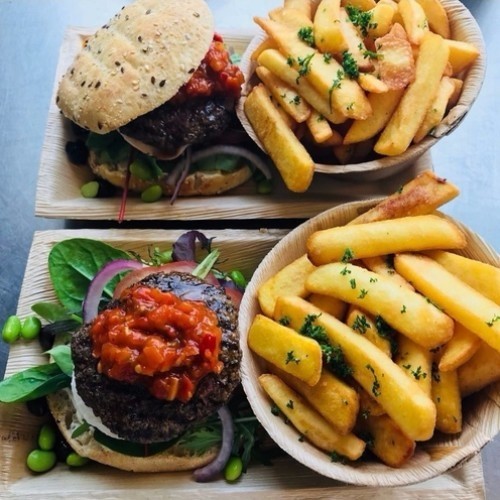 PALMENBLATTTELLER CUADRA ABM. 16X25CM. KARTON MIT 100 STÜCK