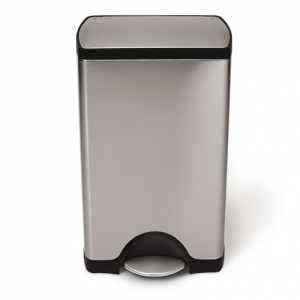 PEDAL BIN CAPACITY 50L. DIMENSIONS 50X33CM. <span translate="no">HG</span> 66CM. COLOR MATTE/STAINLESS STEEL SIMPLEHUMAN
