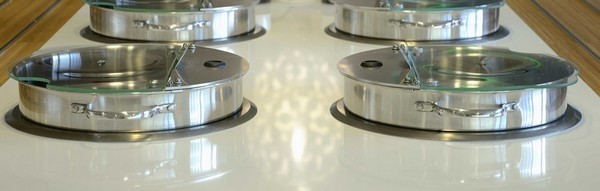 SUPPENKESSEL SOUP GUT EINGEBAUT DURCHM. 31,2 cm. HG . 25CM. INH. 10LTR. 230V/400W