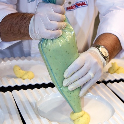 Spuitzak extra grip hgt. 53,3cm. kunststof rol a 100st.