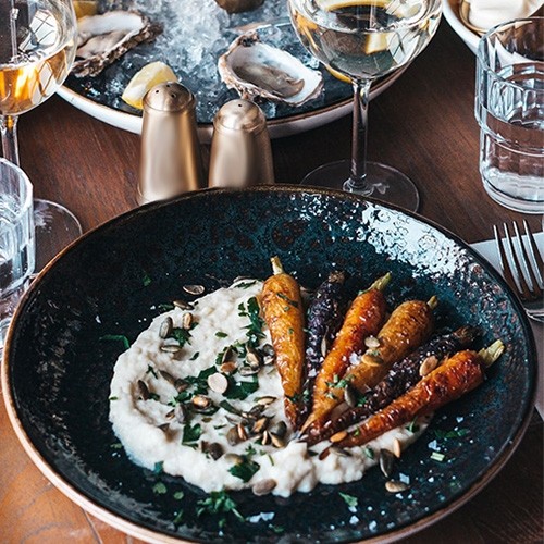 BOL À SAUCE TRIANGULAIRE DIAM. 8,5 cm. INH. 11CL. JERSEY MARRON Q AUTHENTIQUE