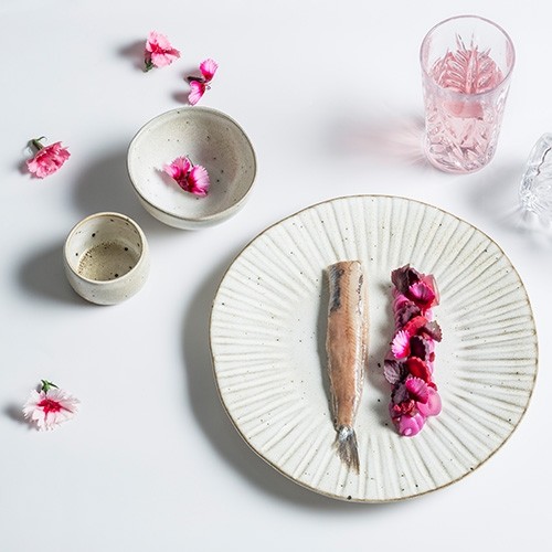 SOSSENSCHÜSSEL DURCHM. 8CM. INH. 8,5 CL. STONEWHITE Q AUTHENTISCH