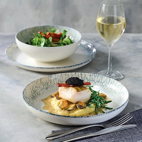 Bord diep diam. 27cm. hgt. 4,5cm. Ripple Porland Enigma