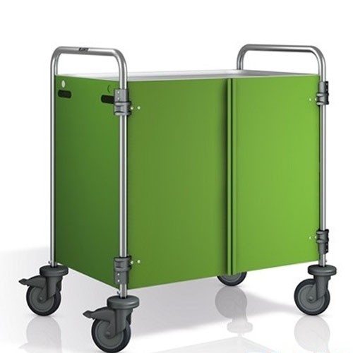 SW 8X5-3 Servierwagen, Abmessungen 93 x 60 x 95 cm, Edelstahl, 3 Tische, Abmessungen 80 x 50 cm, Seitenwände und Türen in Pantone 370C, 4 Rollen (2 mit Bremse) B.PRO