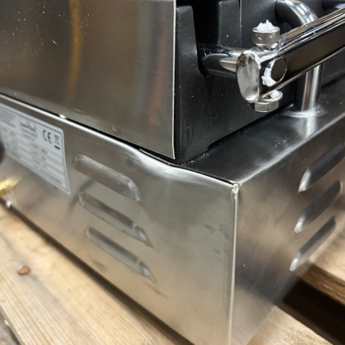 Contactgrill afm. 56,6x32,5x19,3cm. gietijzer