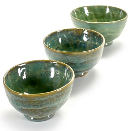 Kom m diam. 15cm. hgt. 7,8cm. kleur zeegroen Pure by Pascale Naessens Serax