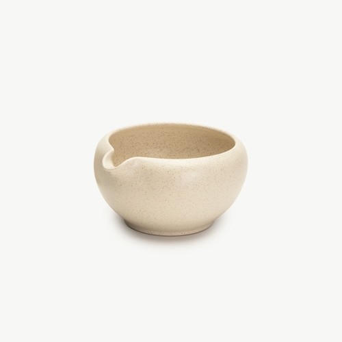 Matcha Bowl Veggilaine Sandy Beige inh. 40cl. diam. 14cm. Mento