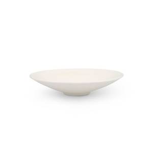 Kom diam. 20,5cm. hgt. 4,5cm. White Contour Chic