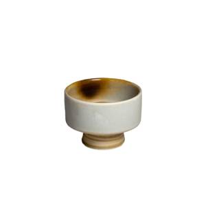 Kom op voet diam. 9,5 cm hgt. 7cm. inh. 20cl Akira Q Authentic