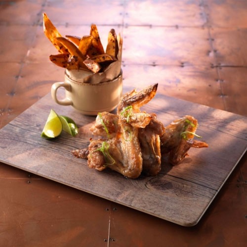 SERVIERBRETT GN 1/1 ABM. 53X32,5X (H) 1,5CM. MELAMIN TREIBHOLZ STEELITE