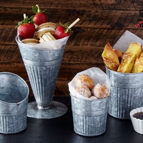 PRESENTATION CUP GALVANIZED DIAM. 8.9CM. HG. 11.4CM. INH. 29CL.